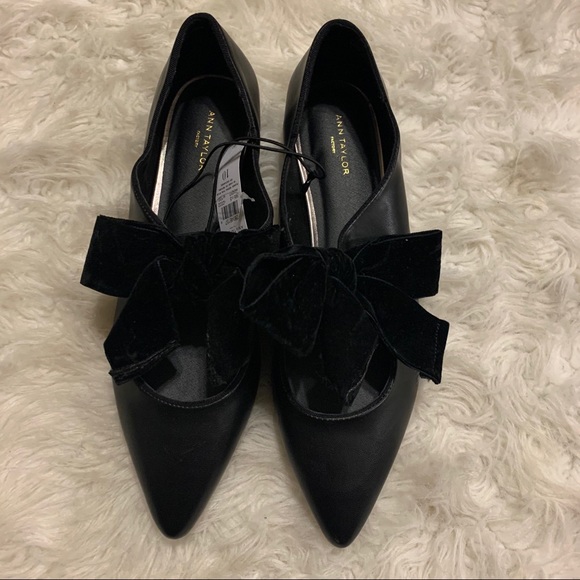 womens black velvet flats
